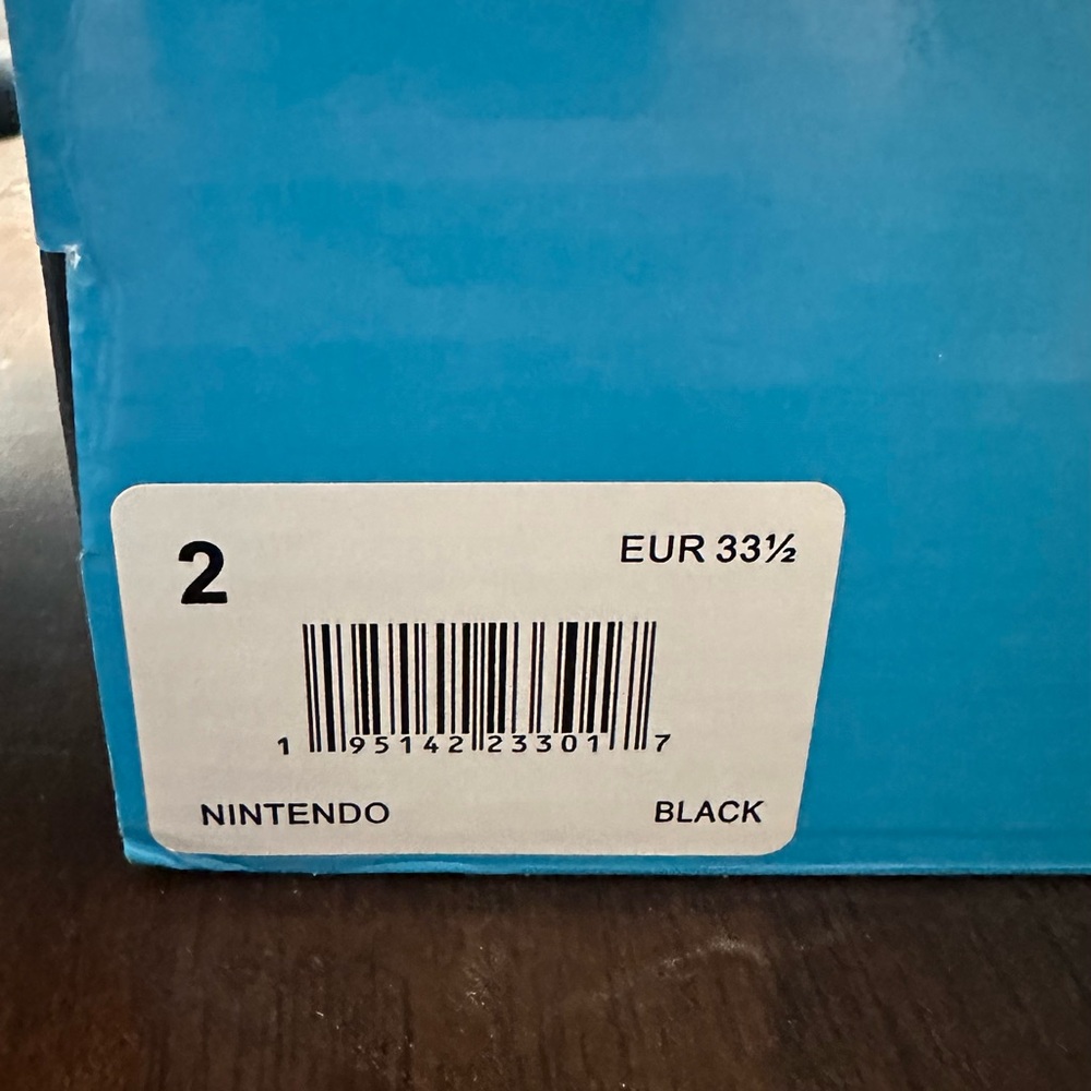 Super Mario Light Up Sneakers Ground Up Size 2 - Picture 8 of 8